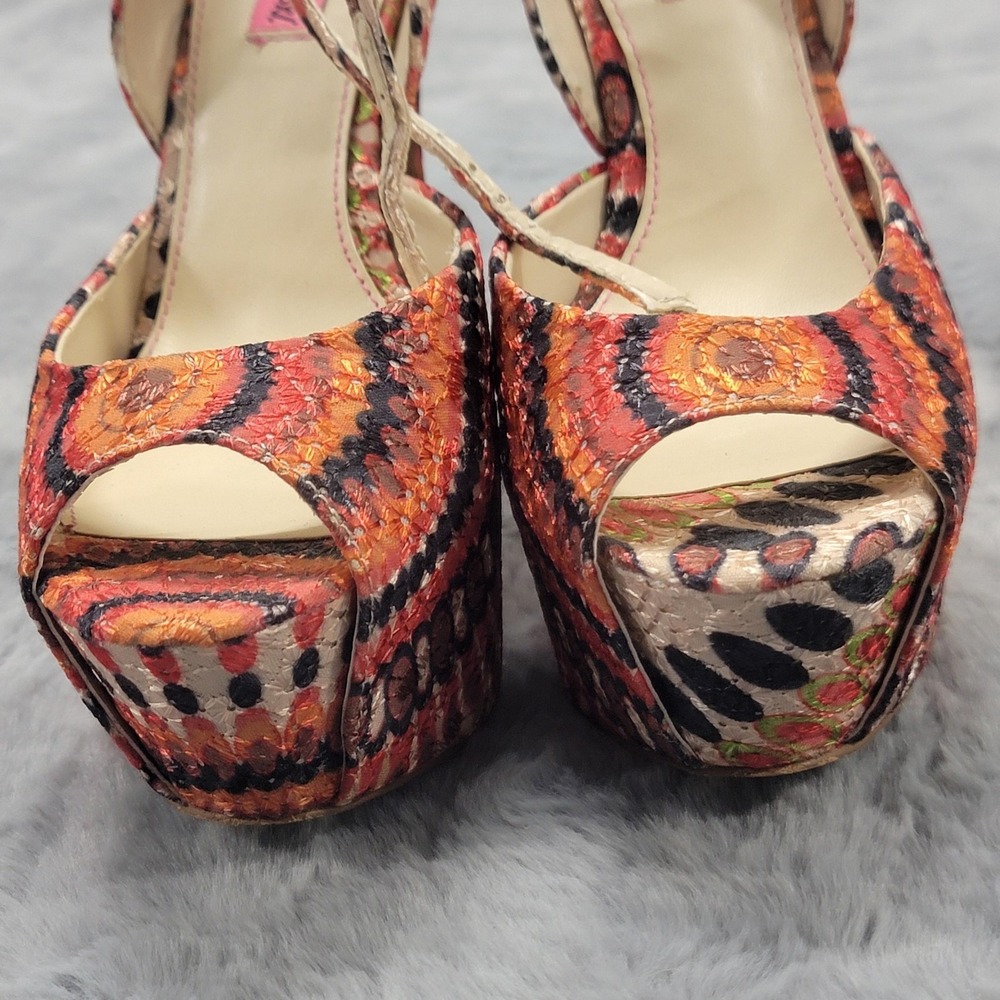 Betsey Johnson Heels Womens 7.5 Multicolor Bandit Platform Peep Toe Stiletto - Picture 6 of 14